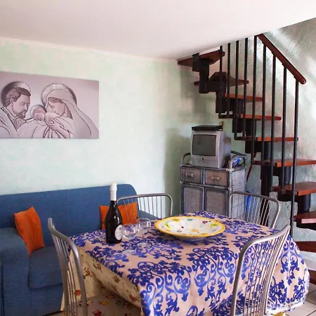 Casa Nel Centro Storico Di - Gia1